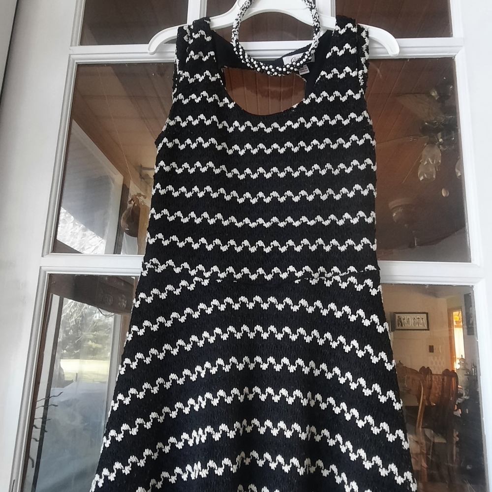 Beautiful black and white dress